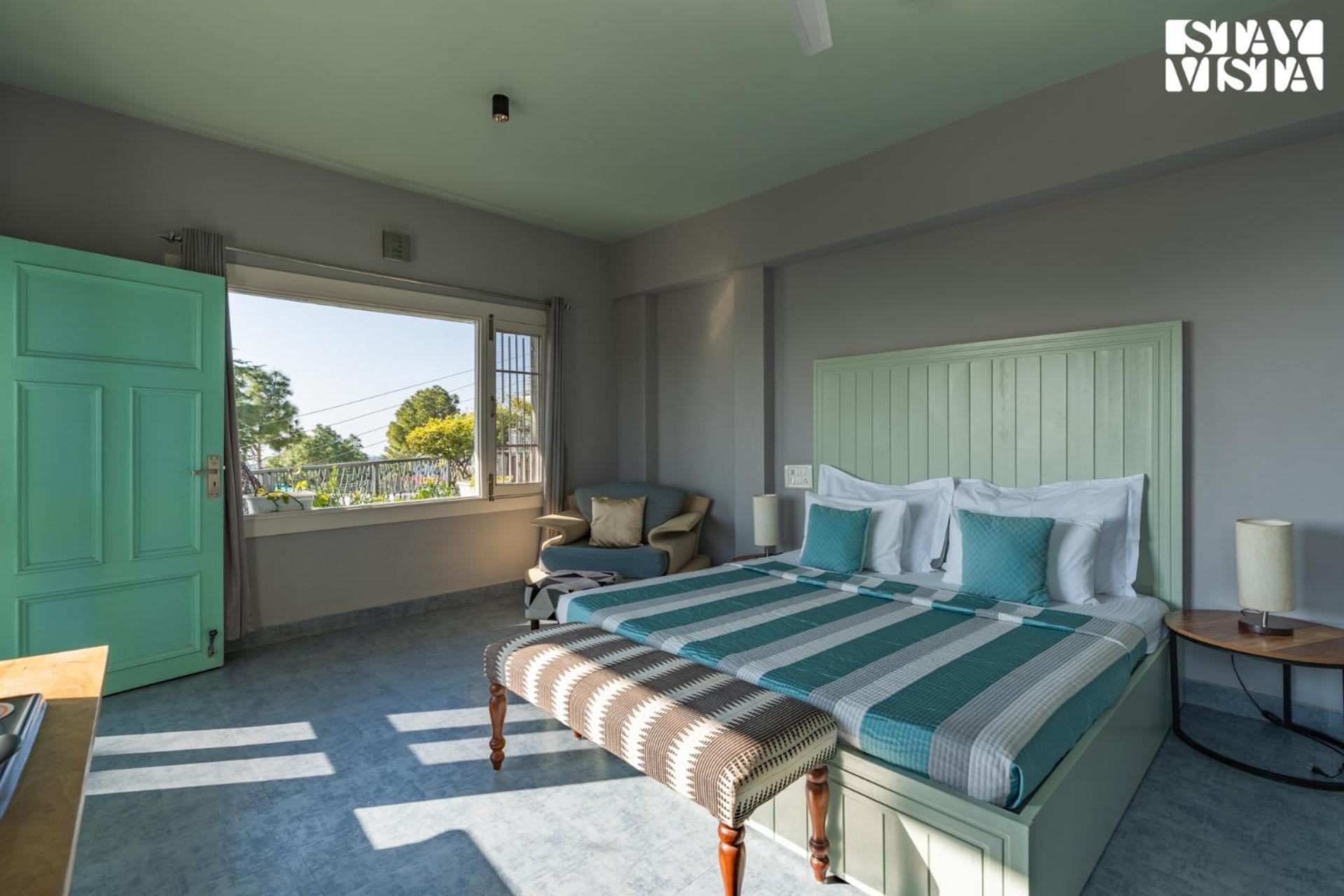 StayVista at Serene Barog Exterior foto