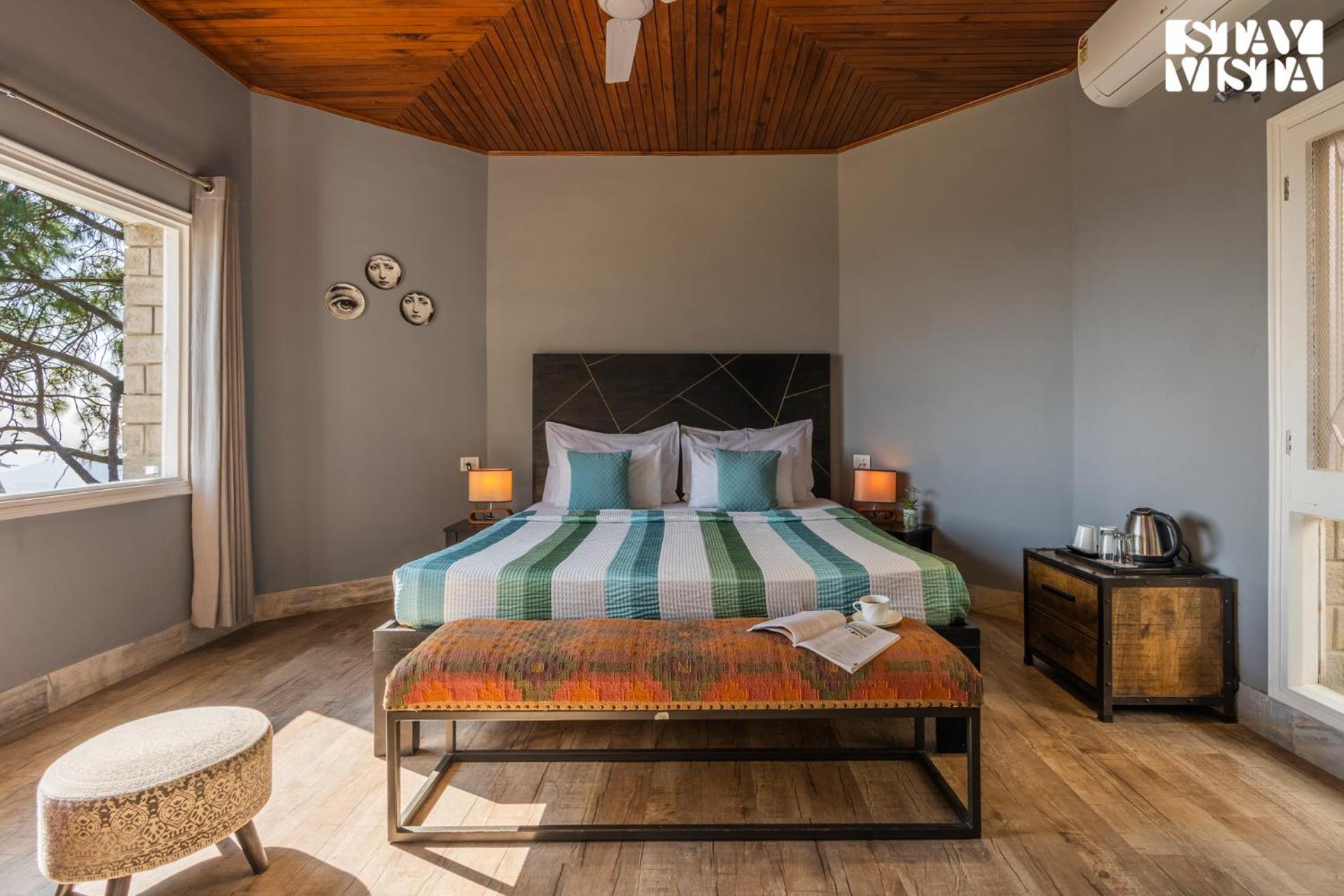 StayVista at Serene Barog Exterior foto