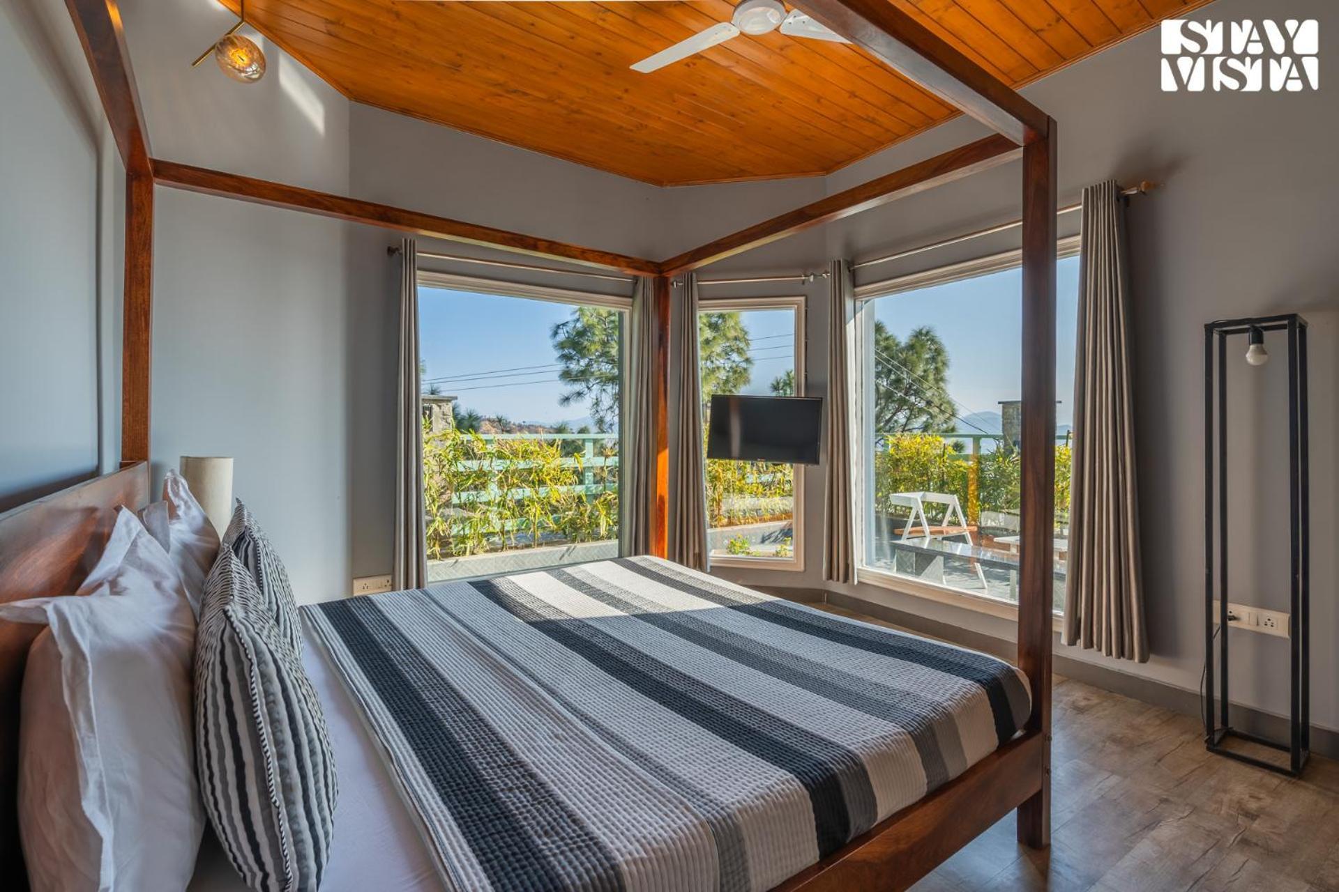StayVista at Serene Barog Exterior foto