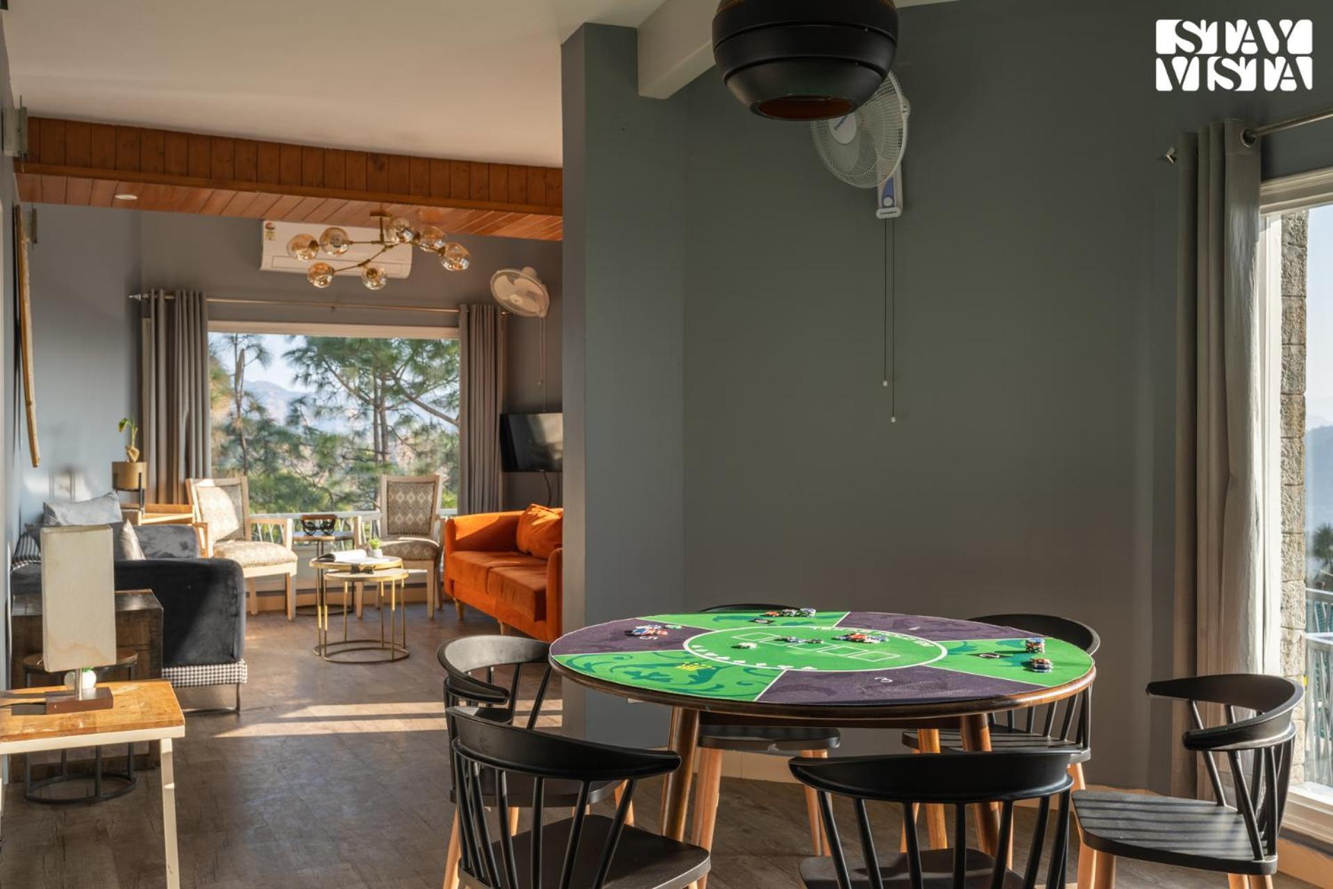 StayVista at Serene Barog Exterior foto